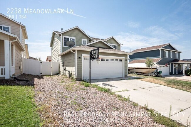 2238 Meadowlark Ln in Pueblo, CO - Building Photo - Building Photo