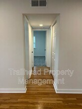 304 E Gregory Blvd in Kansas City, MO - Building Photo - Building Photo