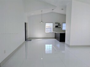 15356 SW 42nd Ln in Miami, FL - Building Photo - Building Photo