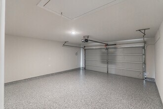 9826 N Goshawk Trl in Conroe, TX - Foto de edificio - Building Photo