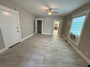 309 7th St S-Unit -3 in St. Petersburg, FL - Building Photo - Building Photo