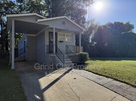 1393 Lyceum Rd in Memphis, TN - Building Photo