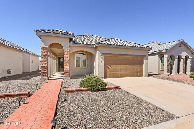 969 Haggerston St in El Paso, TX - Building Photo - Building Photo