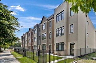 3920-3934 S Calumet Ave in Chicago, IL - Building Photo