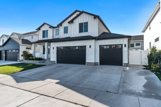 88 S Serrata Ln in Vineyard, UT - Foto de edificio - Building Photo