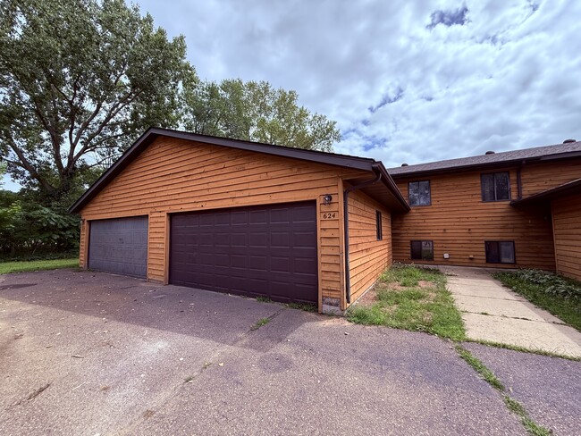 property at 624 Saxonwood Rd