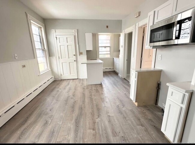 property at 517 Colorado Ave