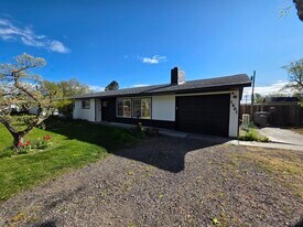 1601 S Yelm St in Kennewick, WA - Building Photo