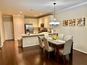 22 Bettina Ln in The Woodlands, TX - Building Photo - Building Photo