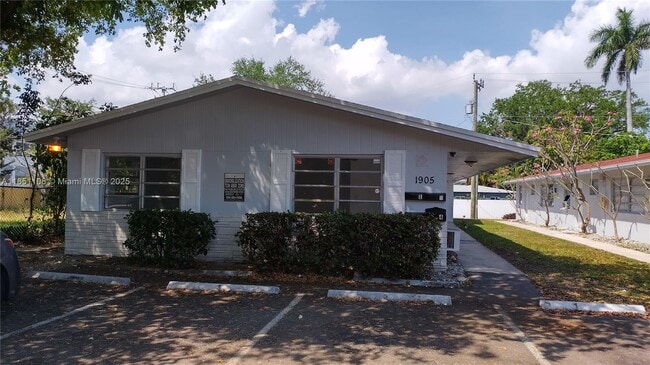 property at 1905 Miami Rd