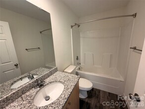 4032 Eugene Dr in Lincolnton, NC - Building Photo - Building Photo