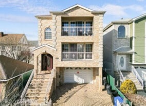 25 Christine St in Elizabeth, NJ - Building Photo