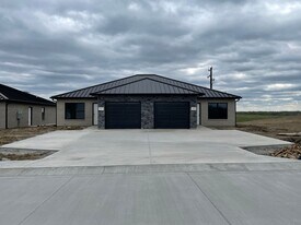 364 SE 95th Rd in Warrensburg, MO - Building Photo