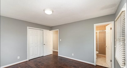 4815 Carriage Dr Cir in Charlotte, NC - Building Photo - Building Photo
