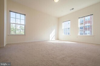 7559 Stoney Run Dr in Severn, MD - Building Photo - Building Photo