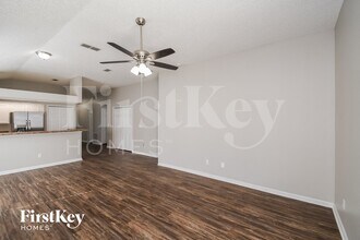 2956 Centerwood Dr N in Jacksonville, FL - Building Photo - Building Photo