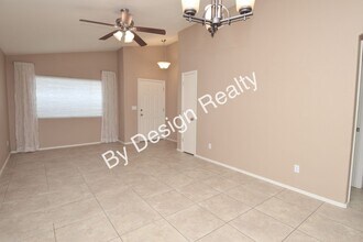 10979 N Double Eagle Ct in Oro Valley, AZ - Building Photo - Building Photo