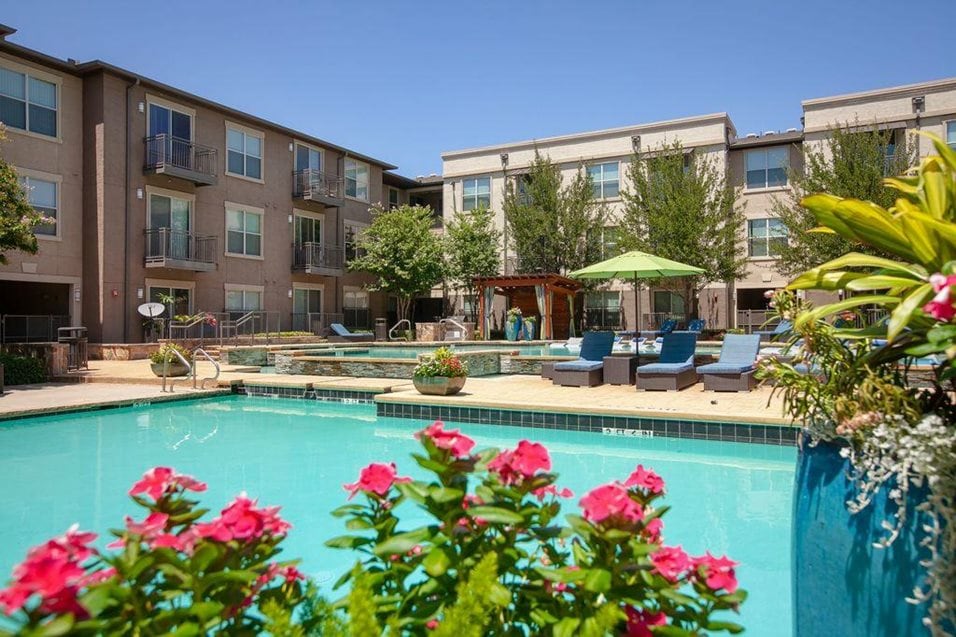 City North in Dallas, TX - Foto de edificio