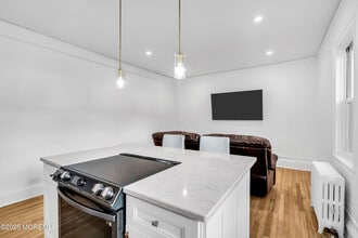 400 Deal Lake Dr in Asbury Park, NJ - Building Photo - Building Photo