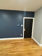 51 W 74th St, Unit 1 in Chicago, IL - Building Photo - Building Photo