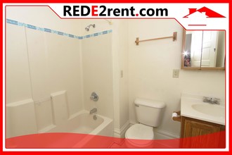 153 S High St-Unit -3 in Janesville, WI - Building Photo - Building Photo