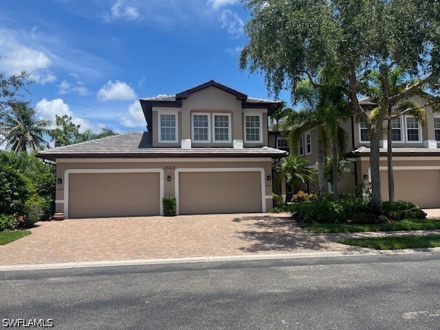 property at 7842 Hawthorne Dr