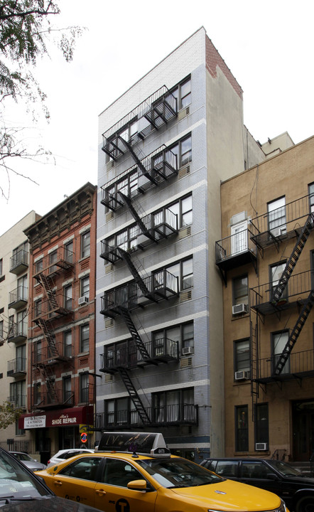 225 E 82nd St in New York, NY - Foto de edificio