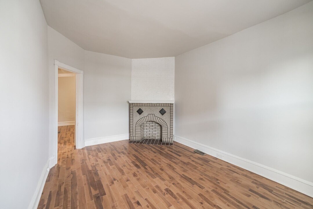 1640 S 56th St in Philadelphia, PA - Building Photo