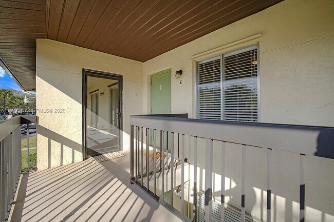 6327 Chasewood Dr in Jupiter, FL - Building Photo - Building Photo