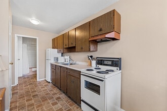 3504-3532 32 St in Vernon, BC - Building Photo - Building Photo