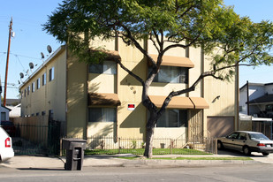 1606 Freeman Ave Apartments