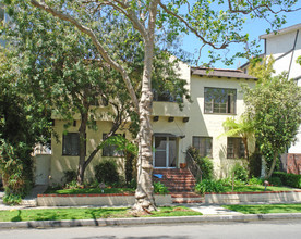 149 S Oakhurst Dr in Beverly Hills, CA - Building Photo - Building Photo