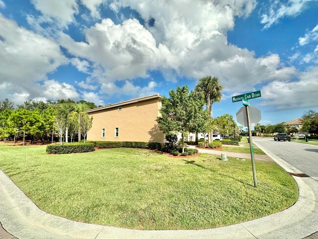 5877 Monterra Club Dr in Greenacres, FL - Building Photo - Building Photo