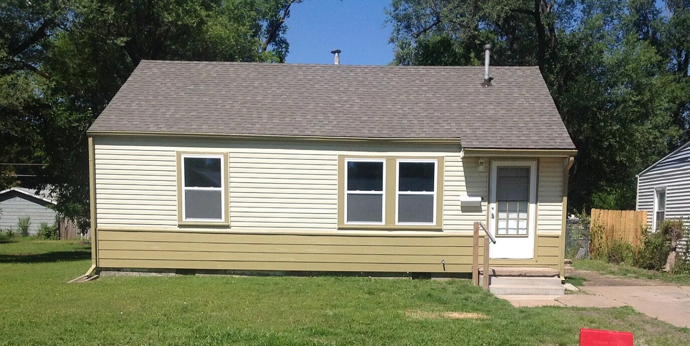 1545 N Piatt Ave in Wichita, KS - Building Photo
