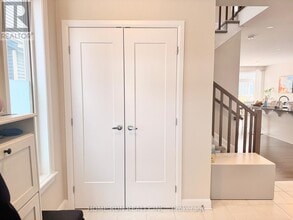 338 Barrett Farm Dr in Ottawa, ON - Building Photo - Building Photo