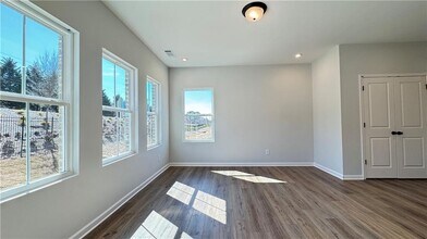 1043 Bullpen Bluffs in Lawrenceville, GA - Building Photo - Building Photo