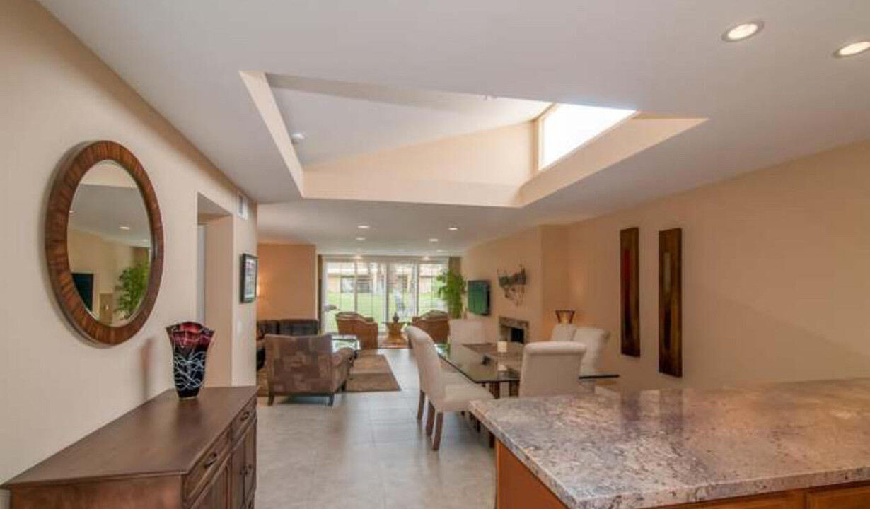 48275 Racquet Ln in Palm Desert, CA - Building Photo