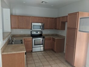 20889 E Reunion Rd in Red Rock, AZ - Building Photo - Building Photo