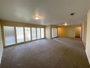 1303 Northlake Dr in Richardson, TX - Building Photo - Building Photo