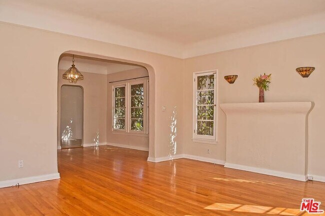 8549 Horner St in Los Angeles, CA - Building Photo - Building Photo