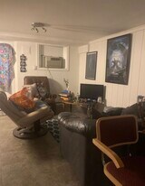 1446 Oak St NW, Unit Basement in Washington, DC - Building Photo