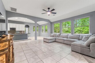 113 Logan Pass Ct in Montgomery, TX - Building Photo - Building Photo