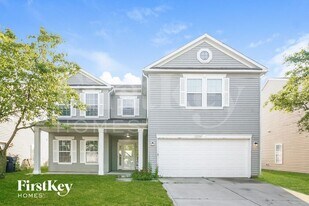 15238 Radiance Dr in Noblesville, IN - Building Photo