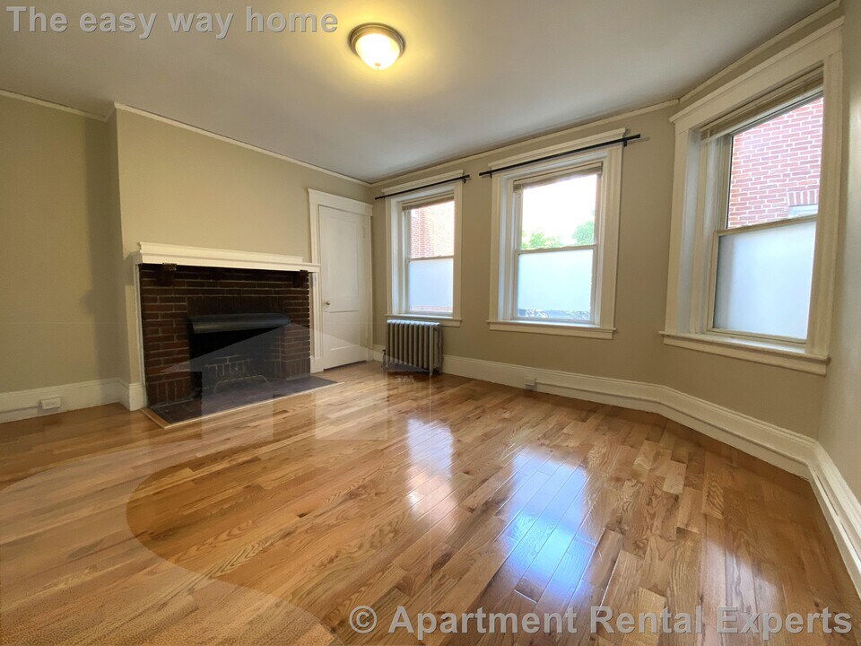 5 Craigie Cir, Unit 4 in Cambridge, MA - Foto de edificio