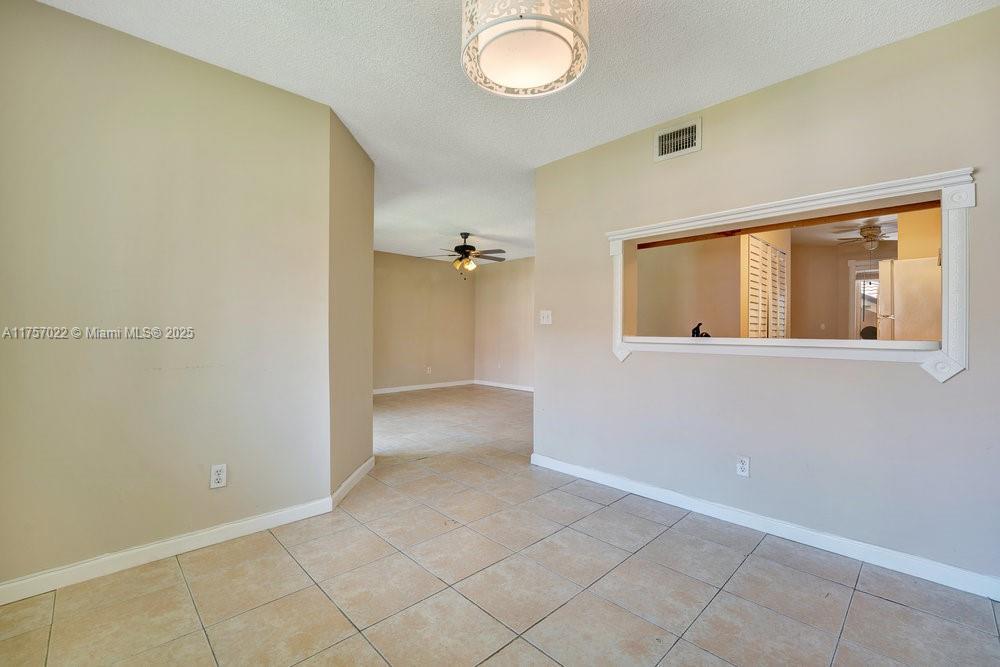 802 NW 92nd Ave, Unit 802 in Plantation, FL - Foto de edificio