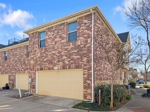 201 Brick Row in Richardson, TX - Foto de edificio - Building Photo