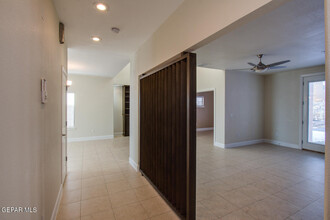 5353 Jack Marcus Dr in El Paso, TX - Building Photo - Building Photo