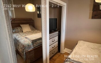 2142 W Warner Ave in Chicago, IL - Building Photo - Building Photo