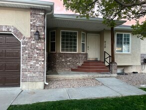 928 E. Bates Canyon Rd., Unit A in Erda, UT - Building Photo - Building Photo