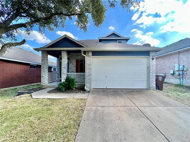 2012 Buckley Ln in Round Rock, TX - Building Photo - Building Photo